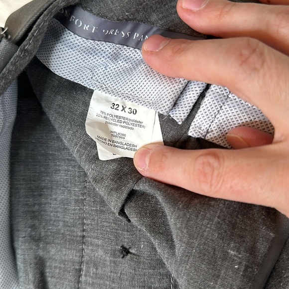 Haggar Men’s classic fit premium comfort dress pants in grey. GREAT CONDITION. - Picture 6 of 8